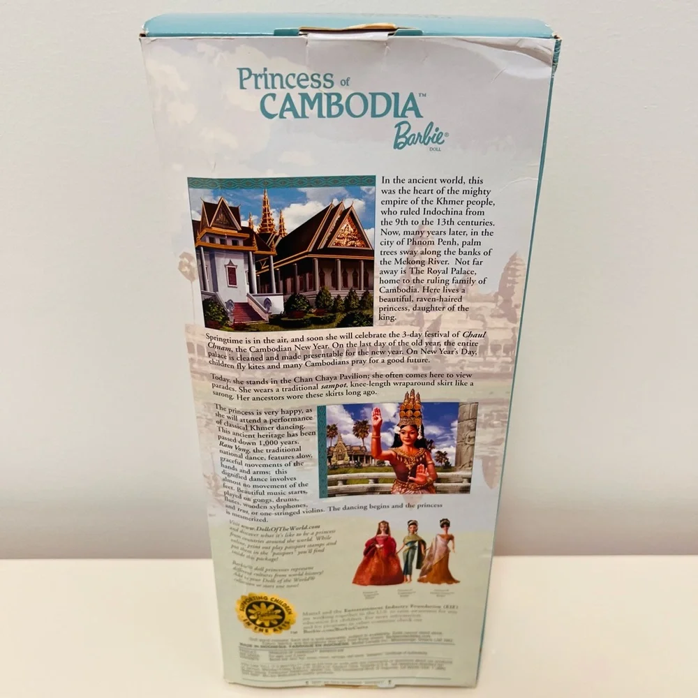 COLLECTOR’S BARBIE DOLLS OF THE WORLD PRINCESS‎ COLLECTION PRINCESS OF CAMBODIA - Picture 12 of 16